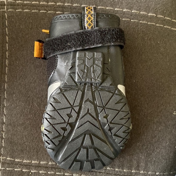 KURGO step and strobe dog shoes - Picture 4 of 8